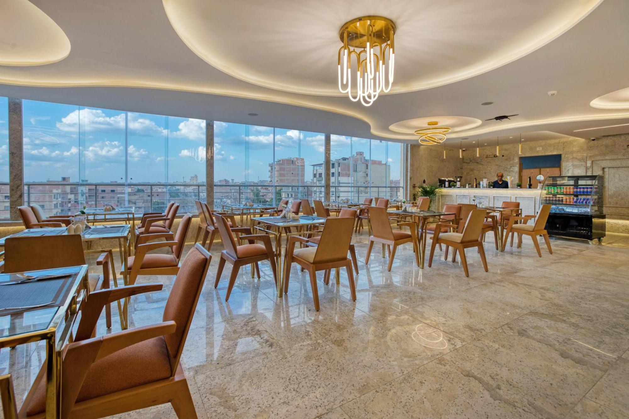 Pyramids Plateau Hotel Kafrat al Jabal Exterior photo
