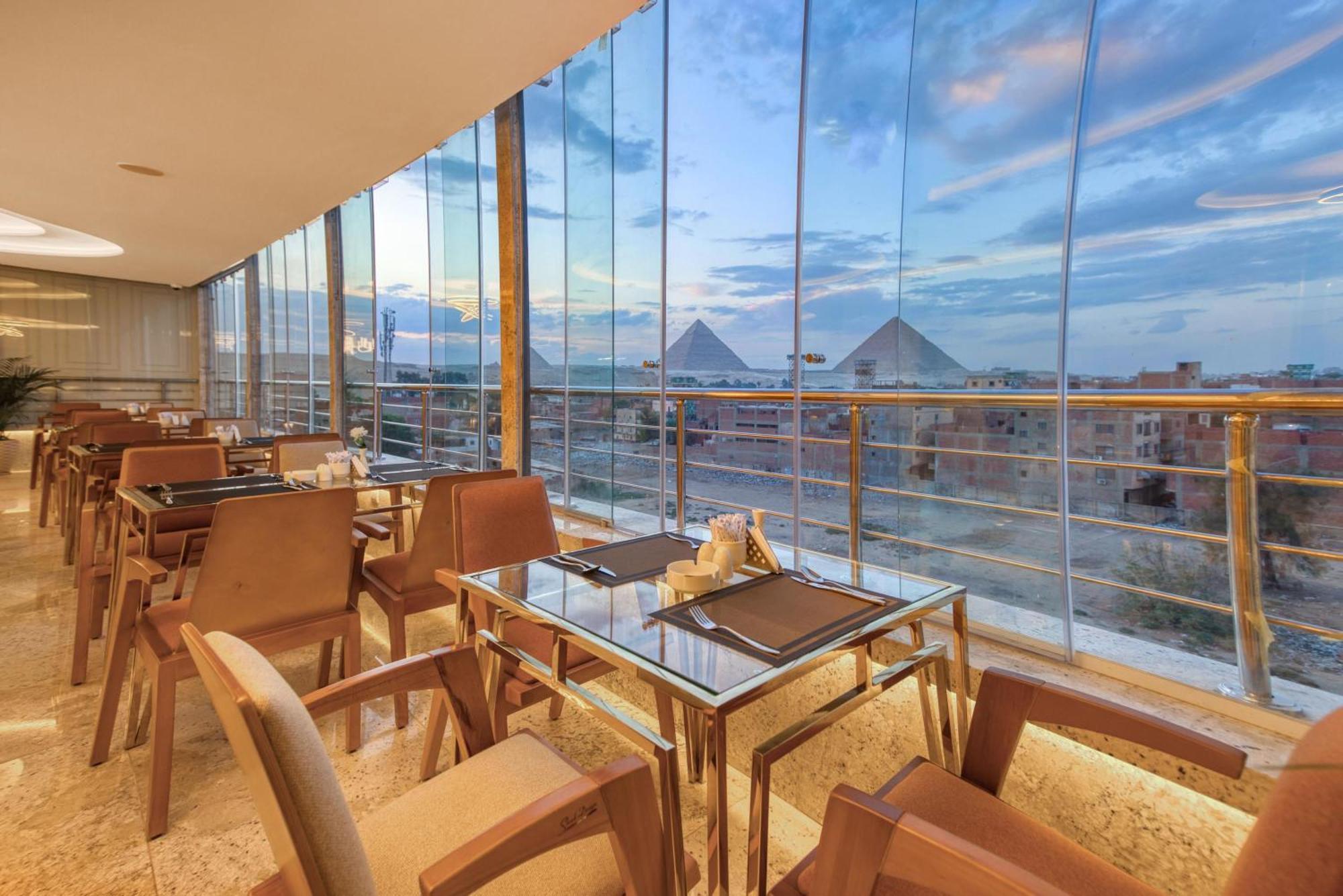 Pyramids Plateau Hotel Kafrat al Jabal Exterior photo
